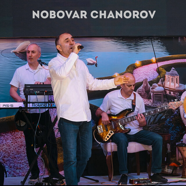 Bachagiyam (Live)
