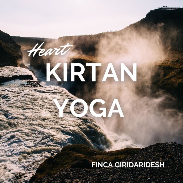 Kirtan Yoga Giridaridesh (Live from Cuenca)