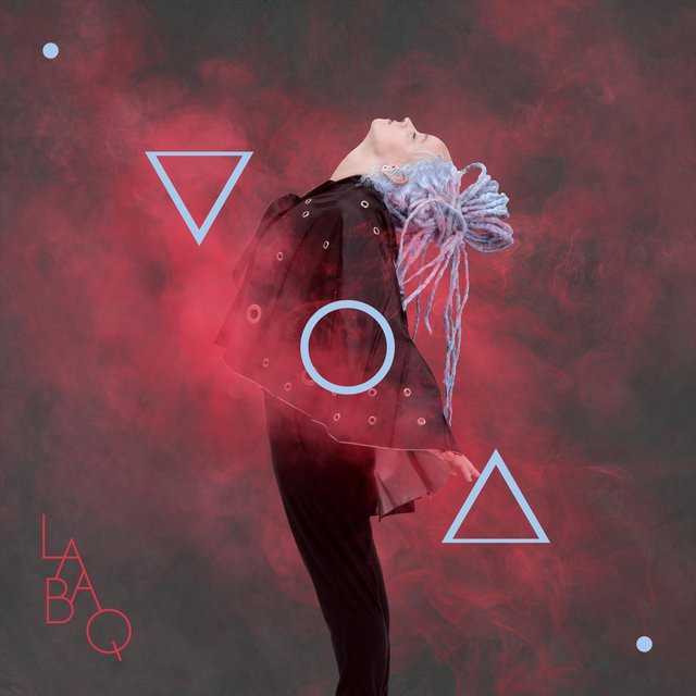 • V O A •