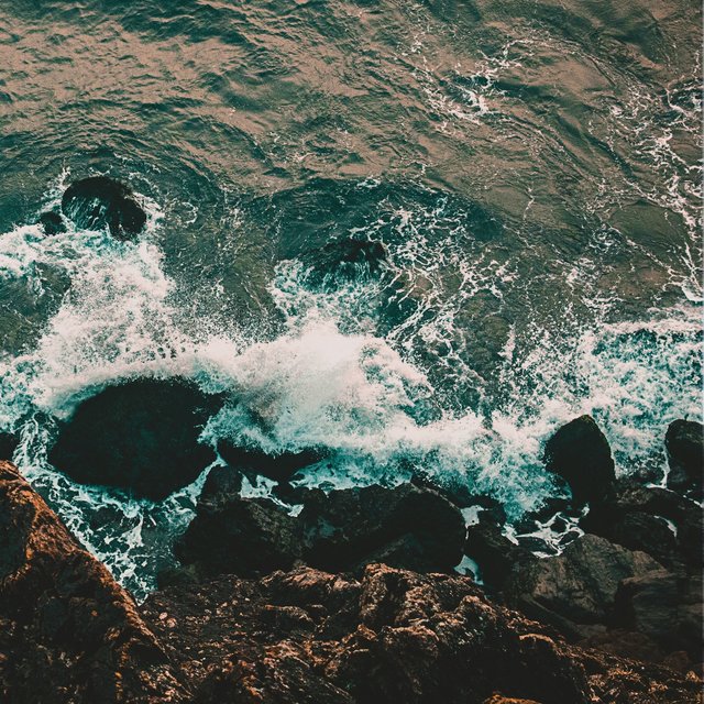 Serene Sounds of Water Waves