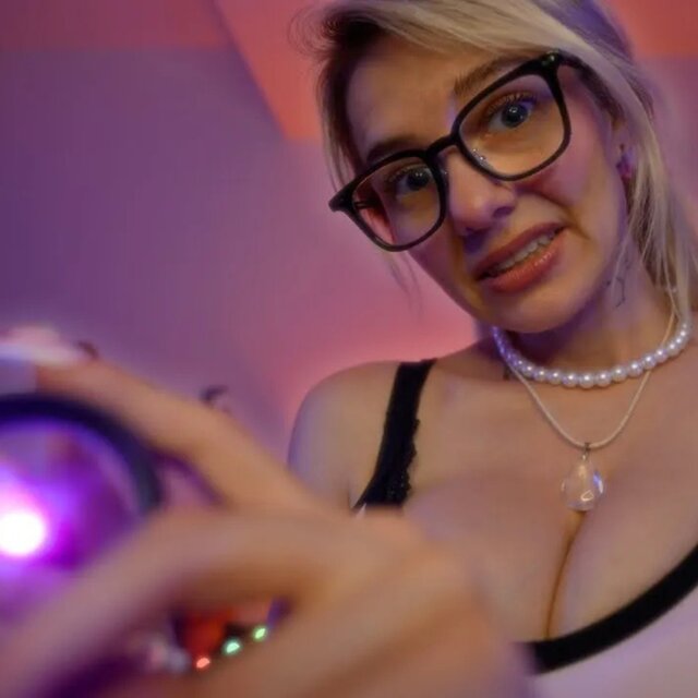 ASMR Medical Treatment For Your Eye (personal attention, light trigger, visual tests)
