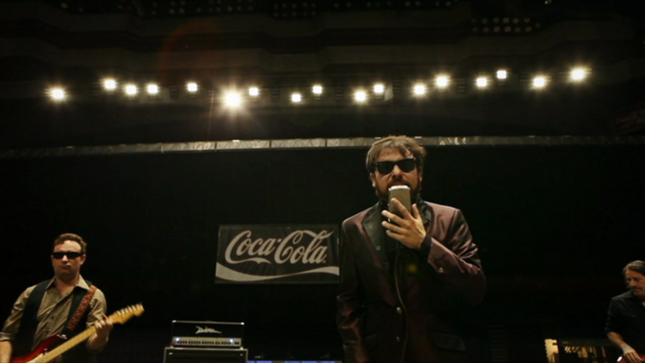 Agua negra (feat. Rodrigo Mercado & Johnny Burning)