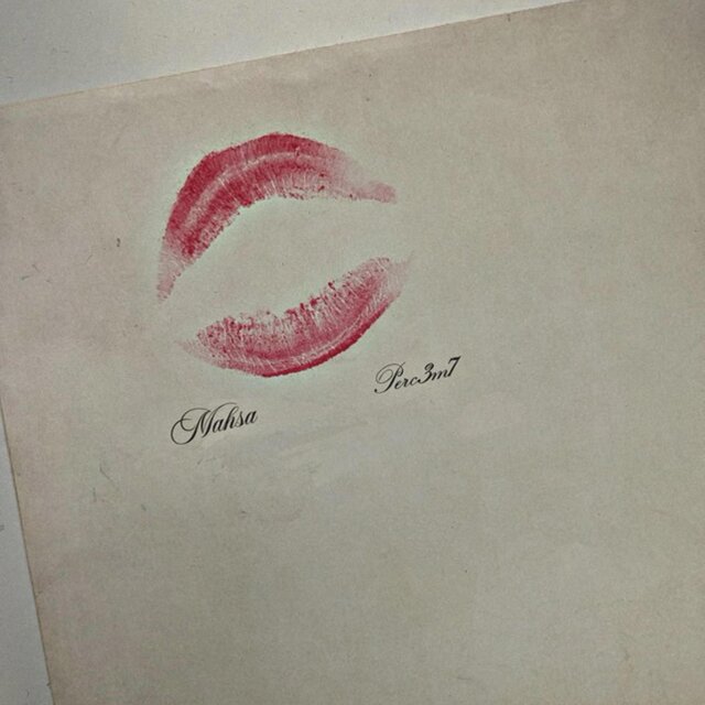 kiss
