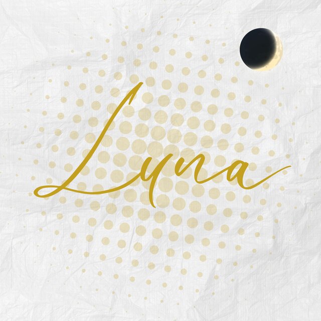 Luna Romantic