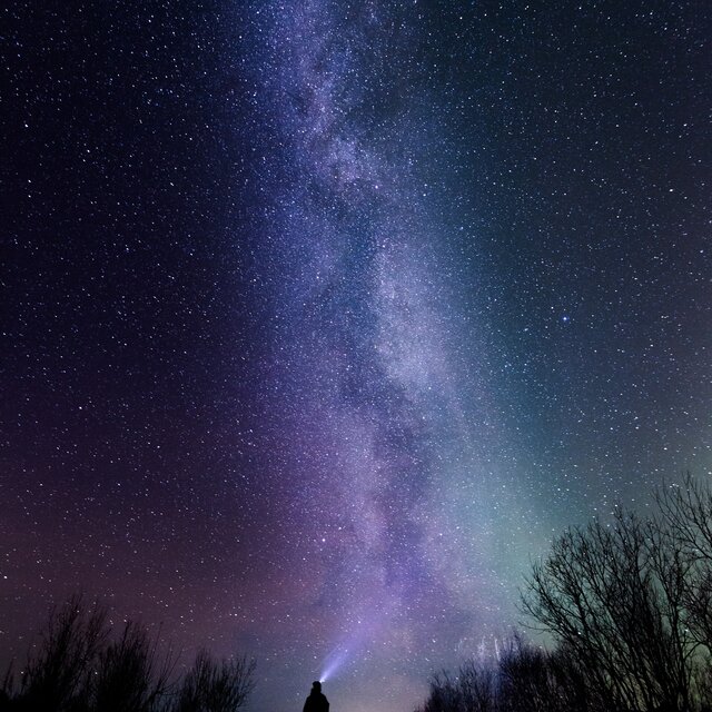 UNA NOCHE MAS