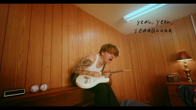 chuck taylors (Lyric Video)