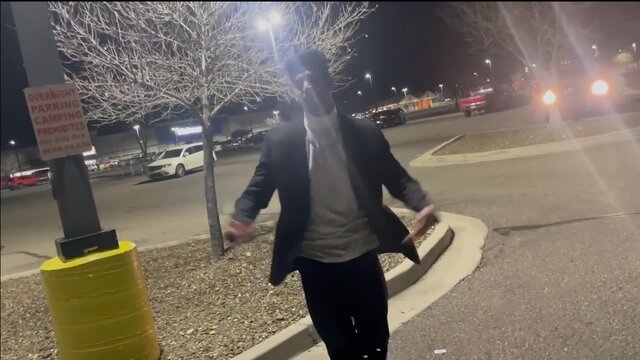 Robbed The Walmart (feat. Yuno Miles)