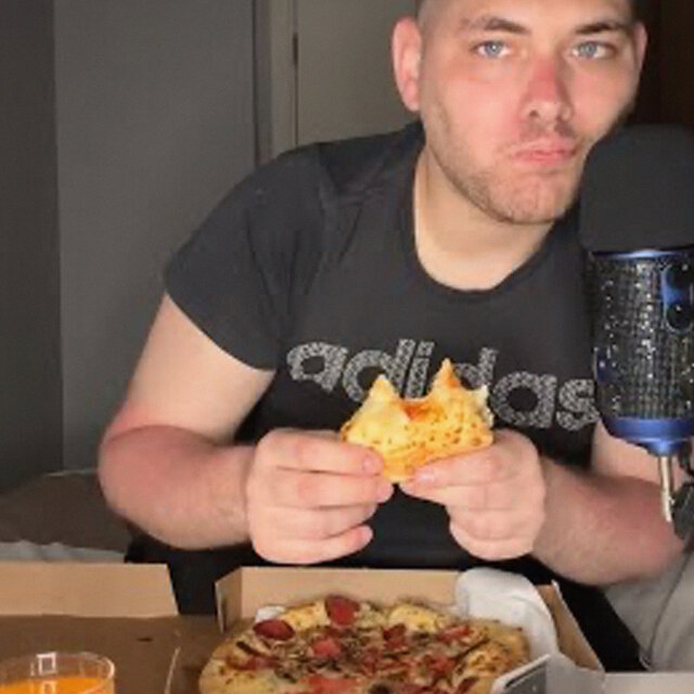 Domino’s Pizza Mukbang (Türkçe ASMR)