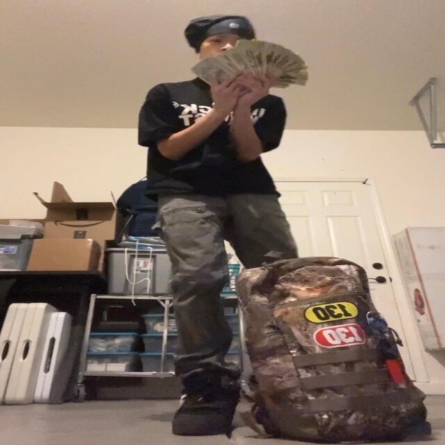 commando (feat. tmoney1x)