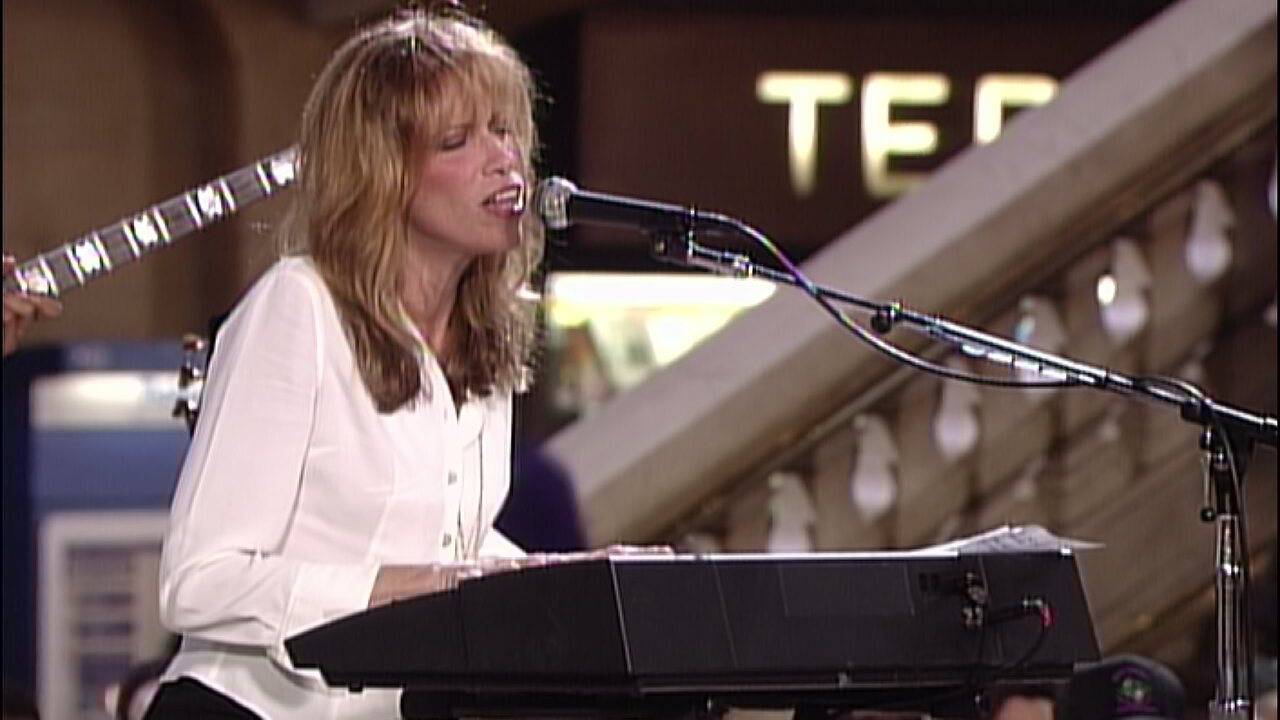 That's the Way I Always Heard It Should Be (Live At Grand Central - Official Video)