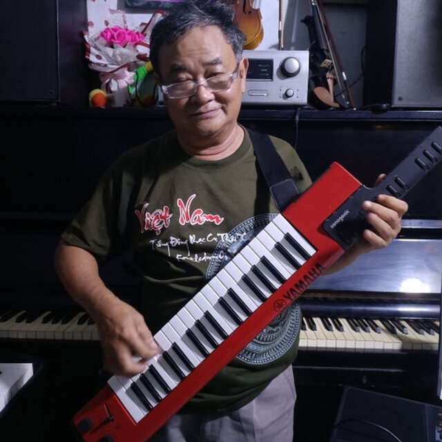 Lau Dai Tinh Ai