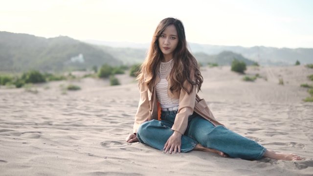 Raindrops After the Rain (feat. Mona Roselianne)