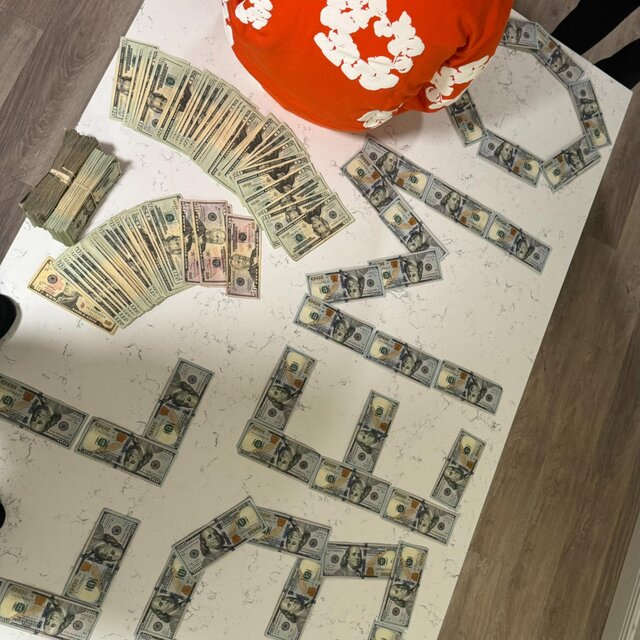 DEAD MONEY