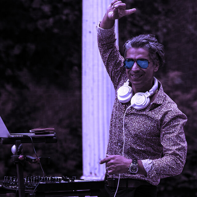 Fly With Frequencies