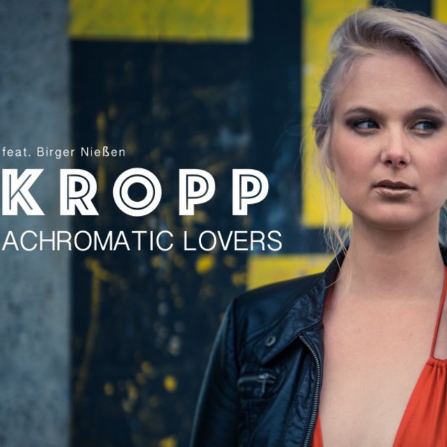 Achromatic Lovers