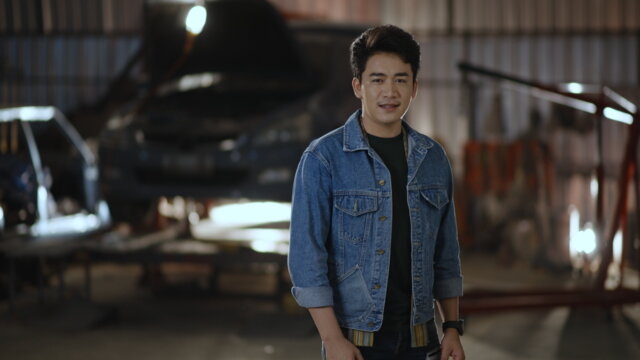 เจ้าบ่าวนอกเครื่องแบบ