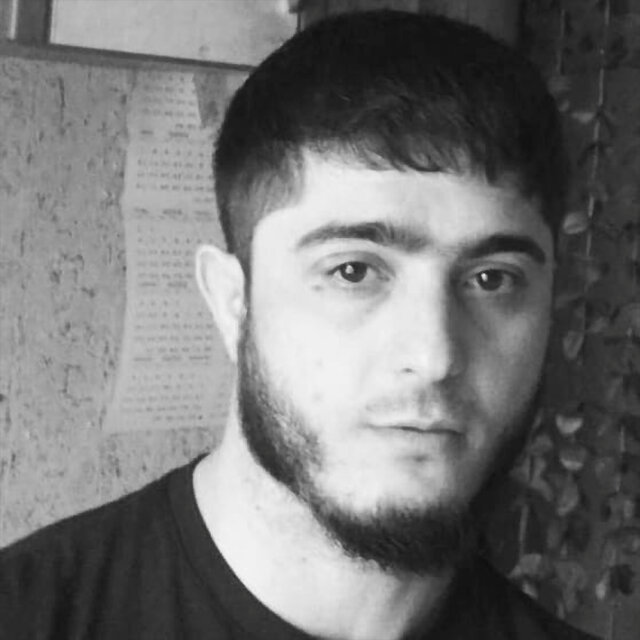 Я откровенен только лишь с луною