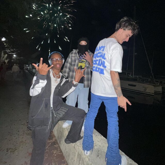 Back In That Mode (feat. Ynw Bslime)