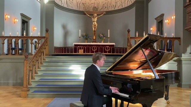 Nu falmer skoven trindt om land - Piano Improvisation