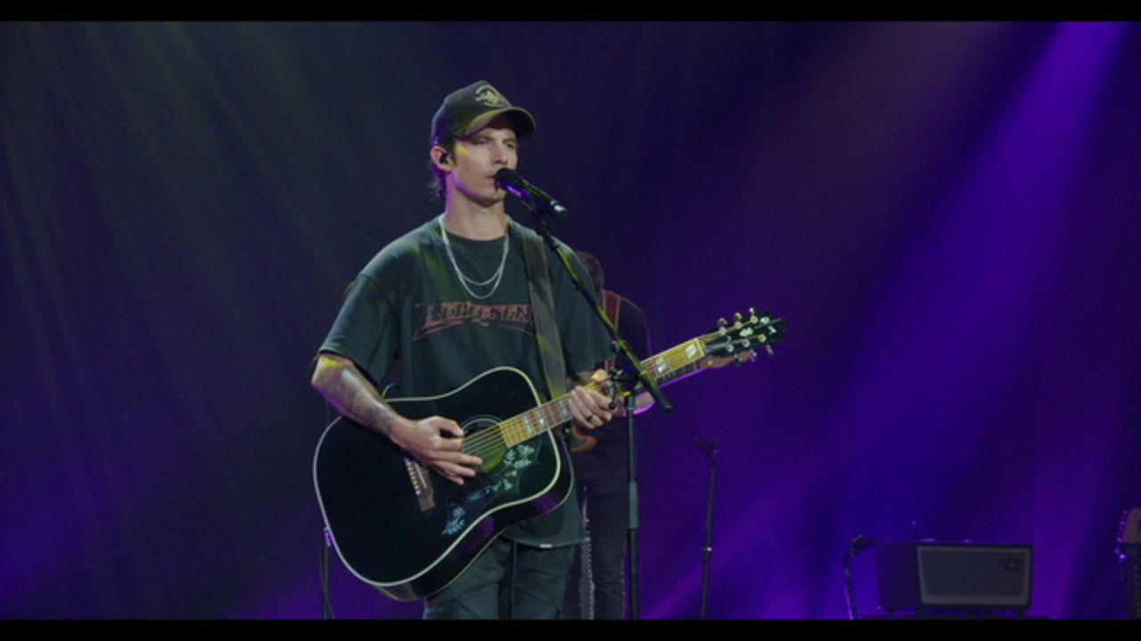 Who's Gonna Hold Ya (From The Pink Slip EP LIVE)