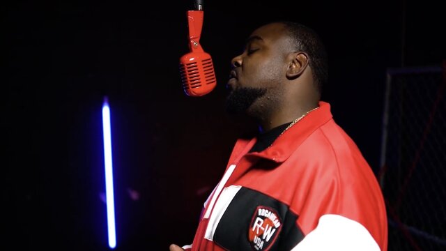 Solo (Official Music Video)