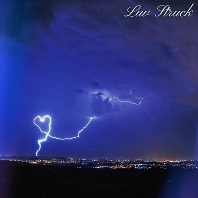Luv Struck