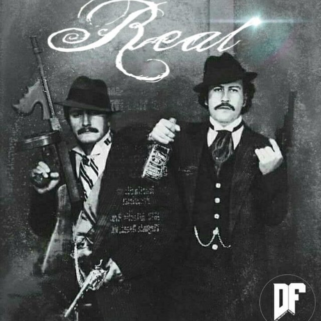 Real (feat. La Percha)