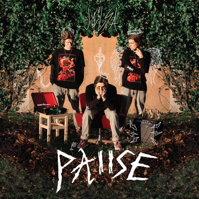 PAUSE