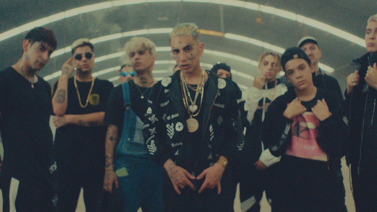 Tumbando el Club (Remix) [Official Video] (feat. C.R.O, Obiewanshot, YSY A, Cazzu, Khea, Lucho SSJ, Coqeéin Montana, Marcianos Crew & Duki)