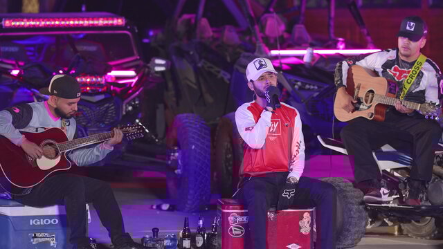 Los Mitotes (En Vivo)