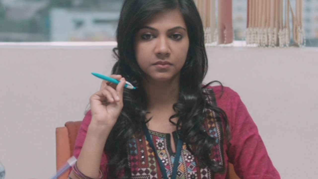 Paravai Parandhuchu (From "Kadhalum Kadanthu Pogum")