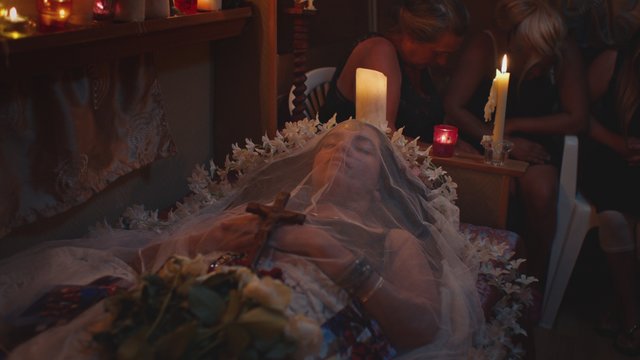 QUEENS (Official Video)