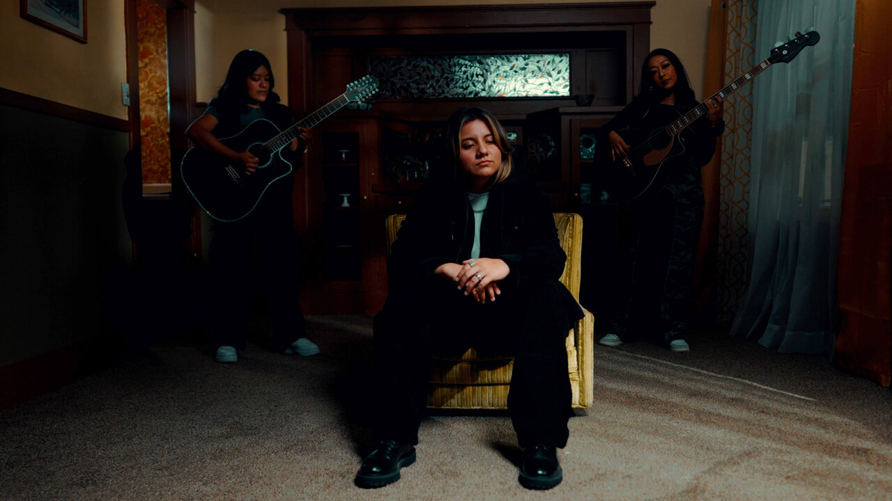 Al No Tenerte (Official Video)