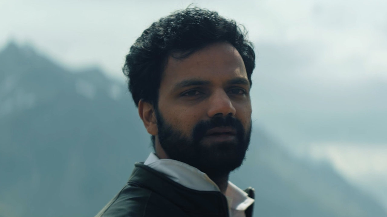 Sajni (Lyric Video)