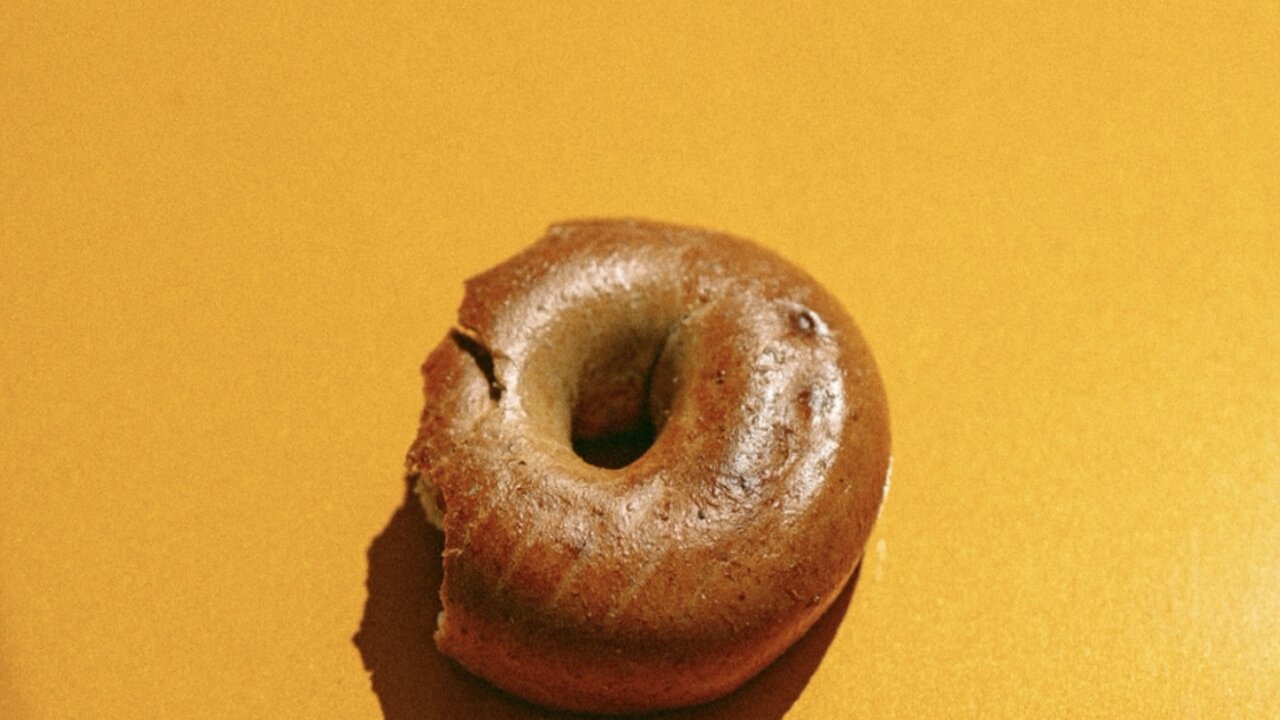 pass me a bagel