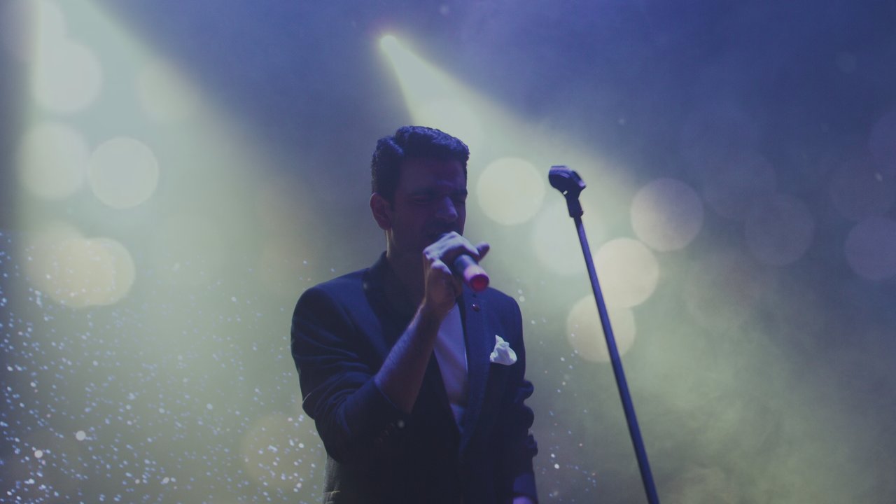 Dheere Se (Lyric Video)