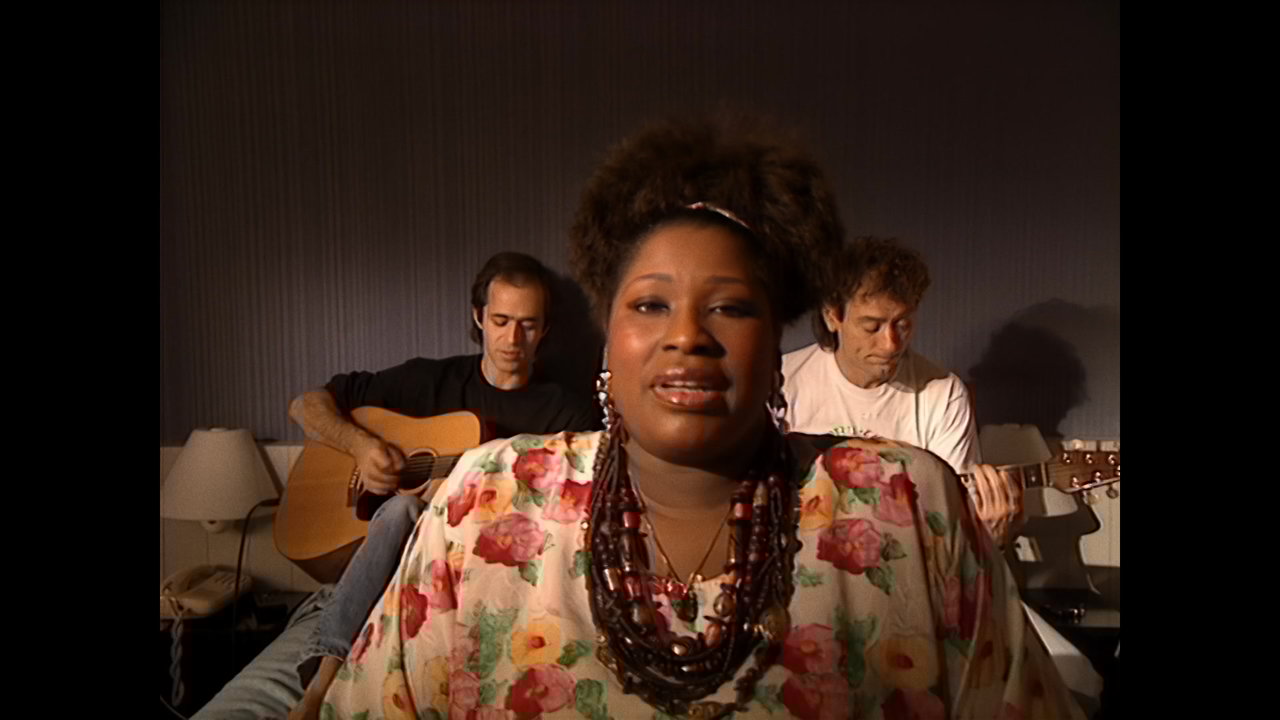 Un, deux, trois (Live) (Clip officiel)