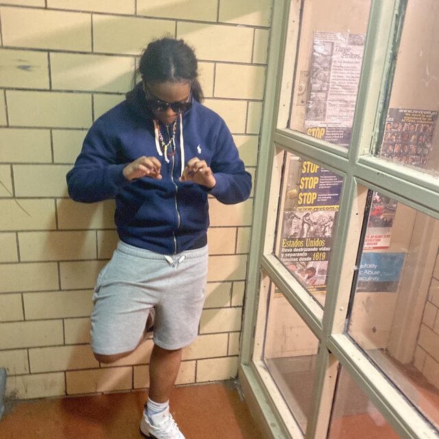 beat W a pole ( talk faktz )