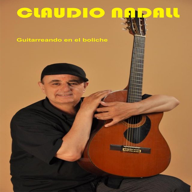 Guitarreando en el Boliche