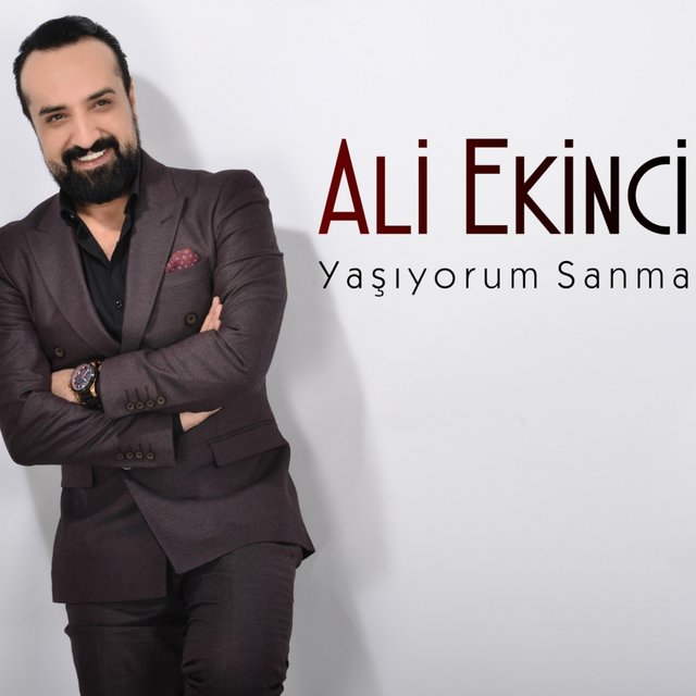 Yaşıyorum Sanma