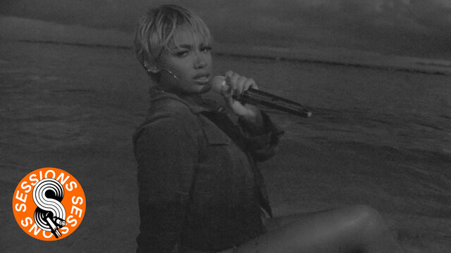 DaniLeigh