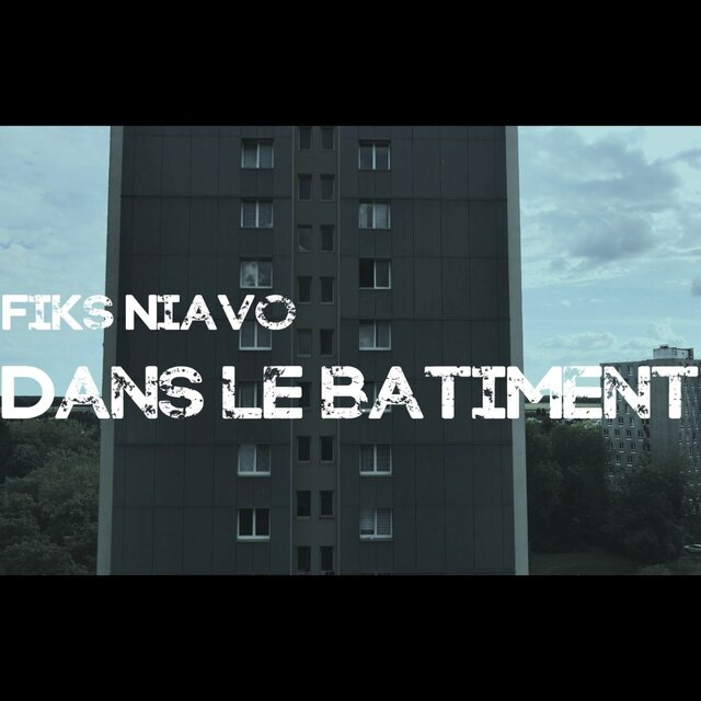 Intro dans le bâtiment