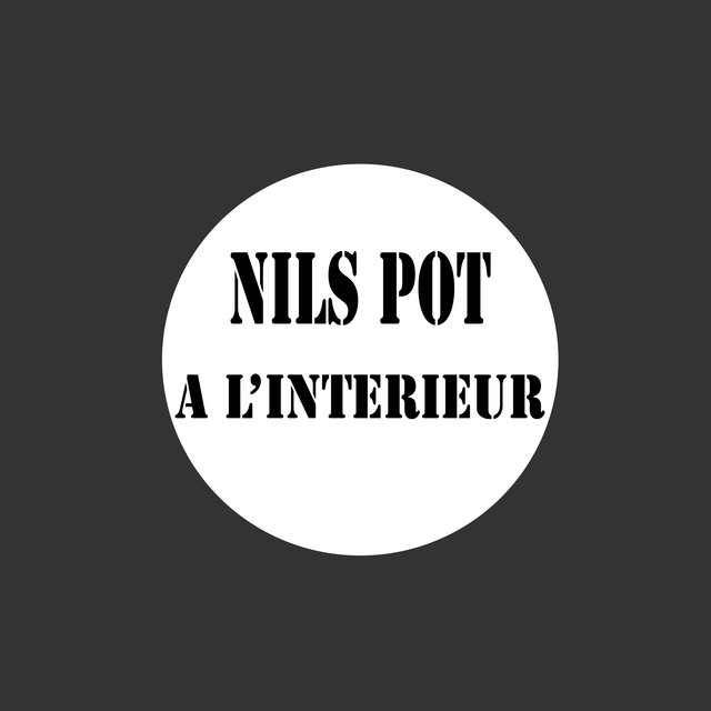 À l'interieur