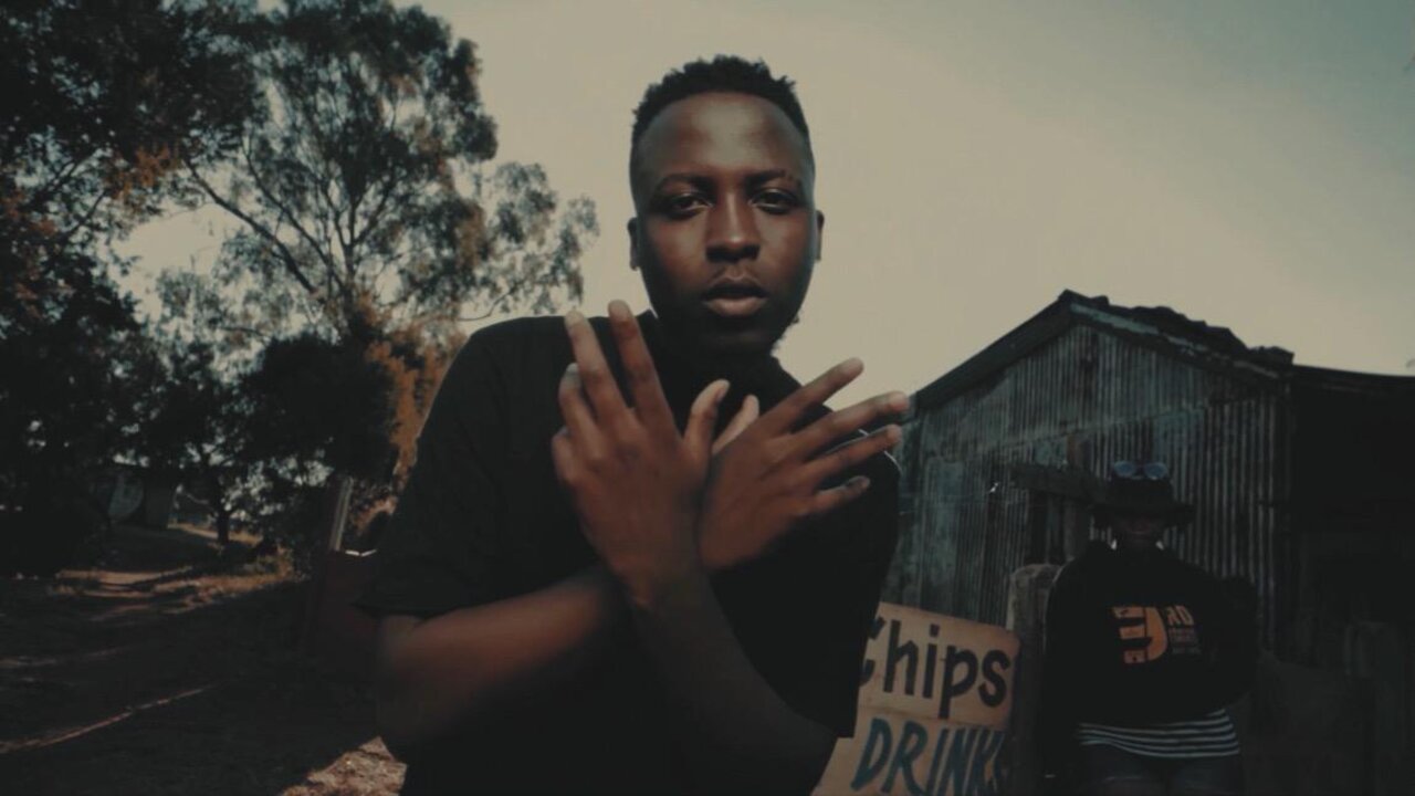VOLOVOLO (feat. MphoEL & Soundslucid)
