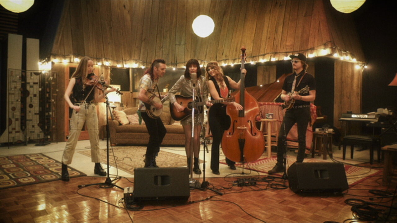 San Joaquin (Live from Sound Emporium)