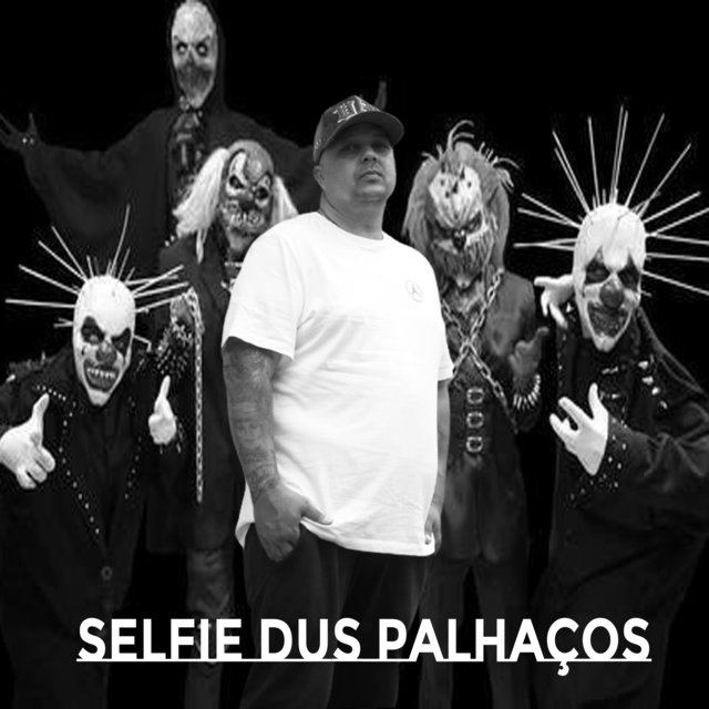 Selfie Dus Palhaços