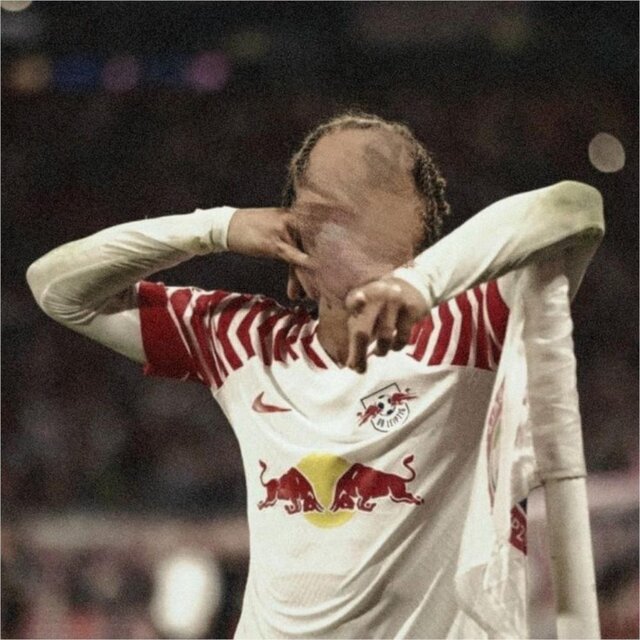 XAVI SIMONS