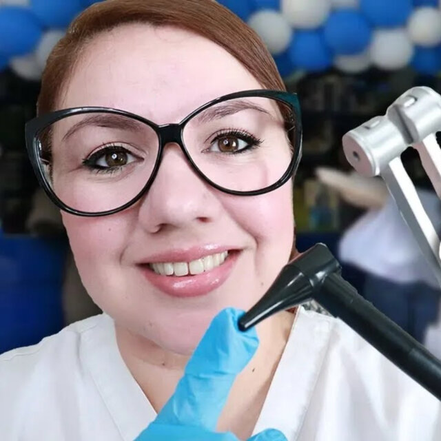 ASMR Examen Médico Completo Roleplay - Nervios Craneales, Limpieza de Oídos