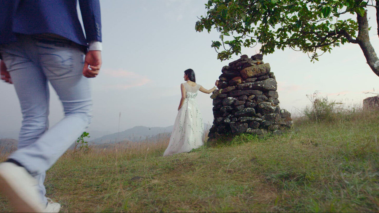 Kushiyalli Nasheyalli (From "Namma Hudugaru")