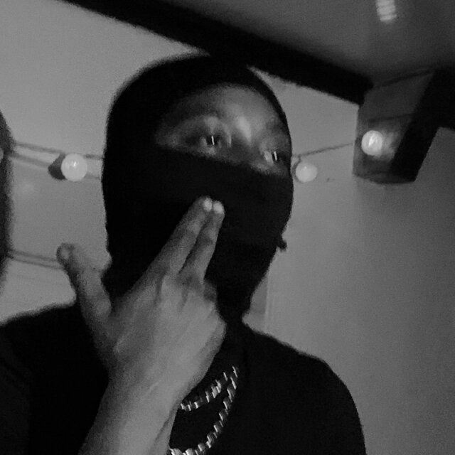 Ten Ten (feat. Kvneki)